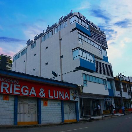 Hotel Luna Azul Florencia  Εξωτερικό φωτογραφία