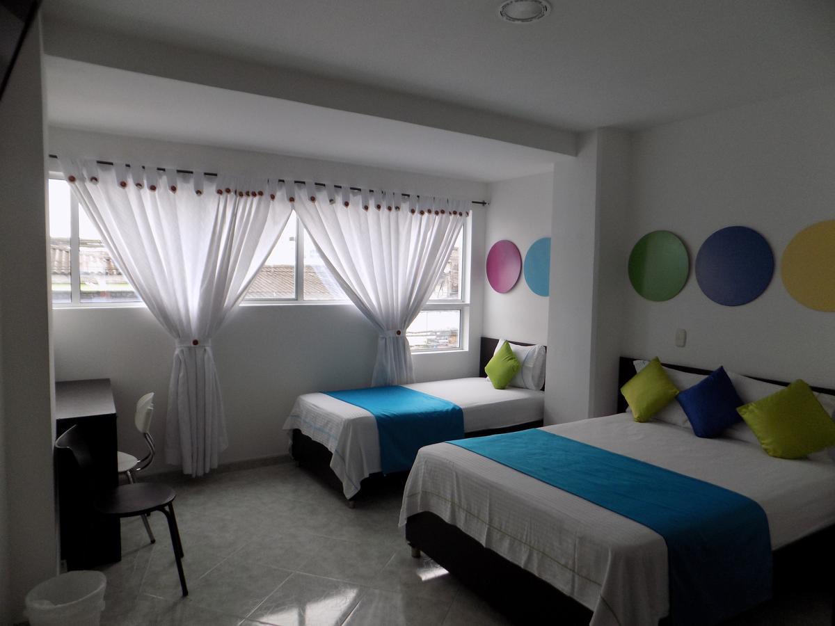 Hotel Luna Azul Florencia  Εξωτερικό φωτογραφία
