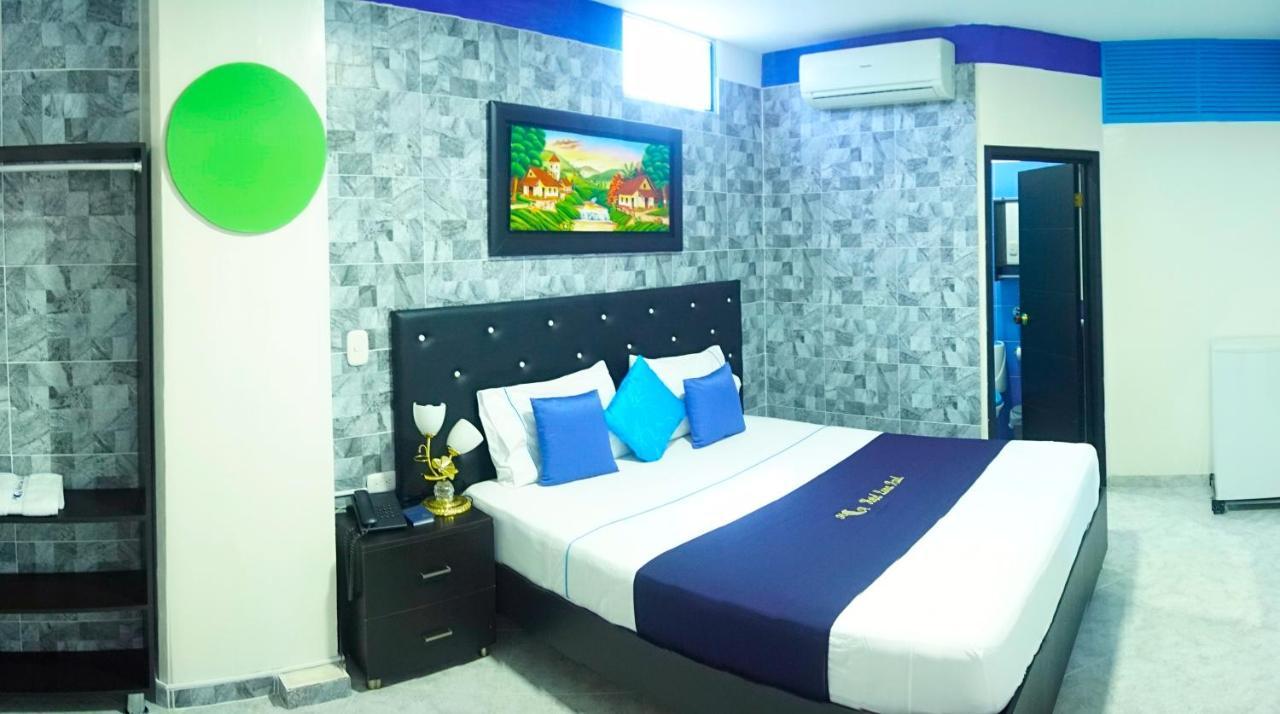 Hotel Luna Azul Florencia  Εξωτερικό φωτογραφία